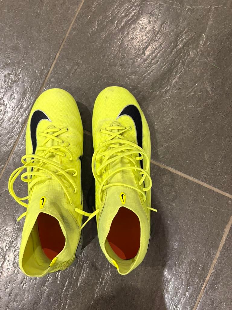 Voetbalschoenen Nike Mercurial maat 44, Sport en Fitness, Voetbal, Ophalen, Gebruikt, Schoenen
