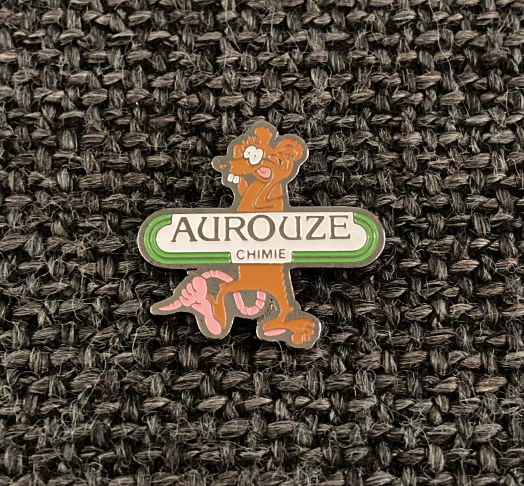PIN - AUROUZE CHIMIE, Envoi, Utilisé, Autres sujets/thèmes, Insigne ou Pin's