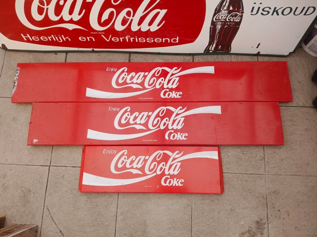 Set van 3 Coca Cola 'platen' ..borden..., Enlèvement