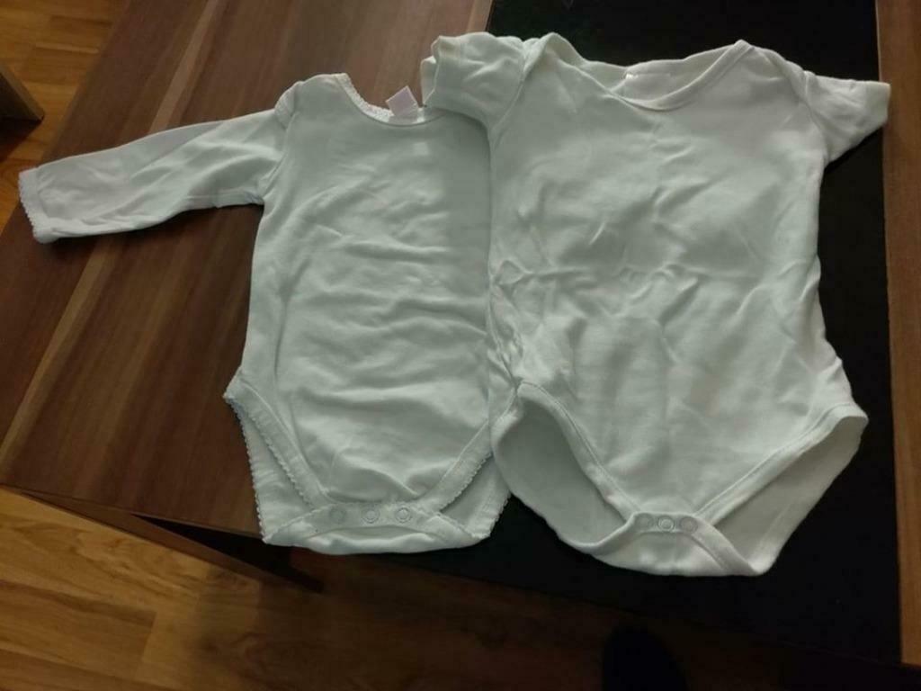 Lot de 2 body blanc taille 62/68, Enfants & Bébés, Enlèvement, Comme neuf, Garçon ou Fille, Vêtements de nuit ou Sous-vêtements