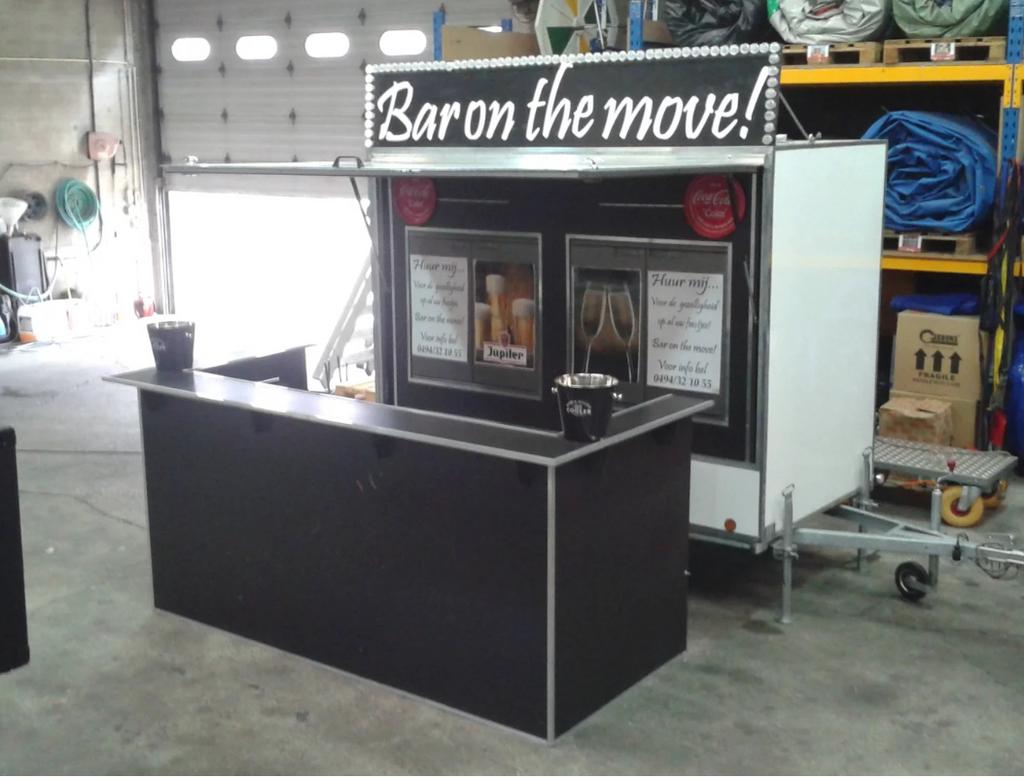 Bar on the move + toog, Huis en Inrichting, Ophalen, Zo goed als nieuw