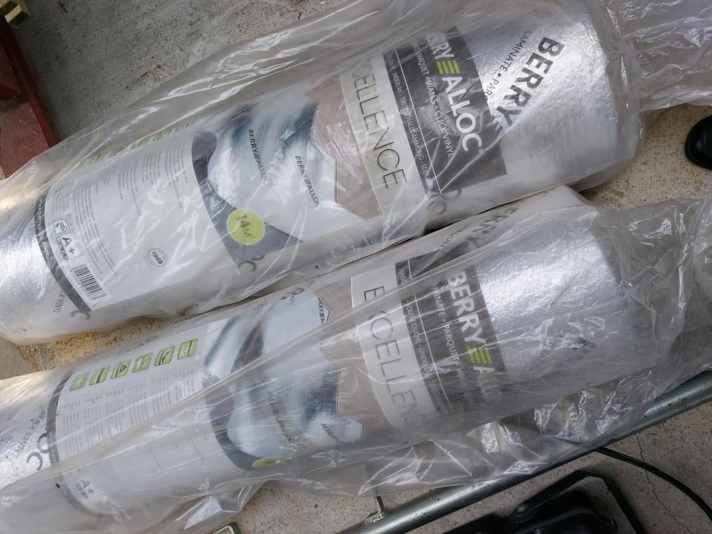 Couche de base Berry Alloc Excellence 14M2, Enlèvement