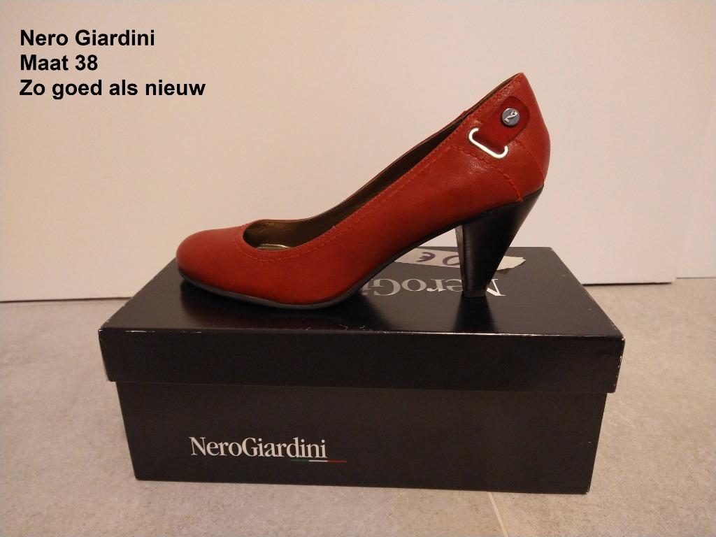 Pumps Nero Giardini, Ophalen, Pumps, Zo goed als nieuw, Nero giardini