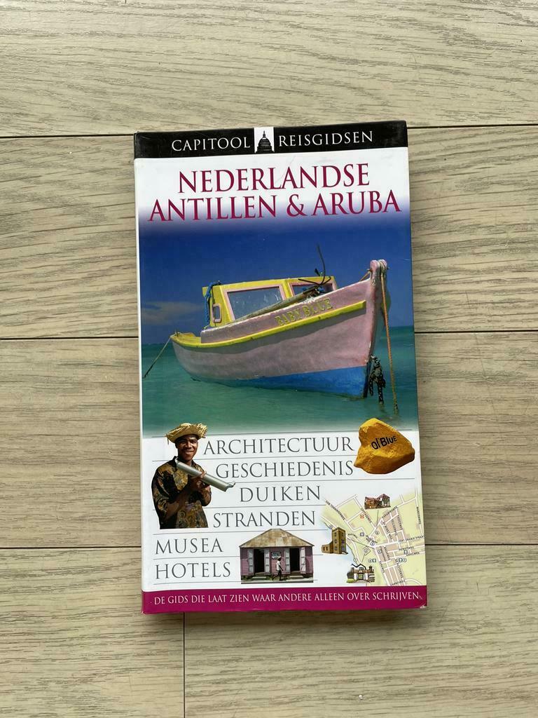 Reisgids Capitool Nederlandse Antillen & Aruba, Capitool, Rien Van Der Helm, Zo goed als nieuw, Reisgids of -boek