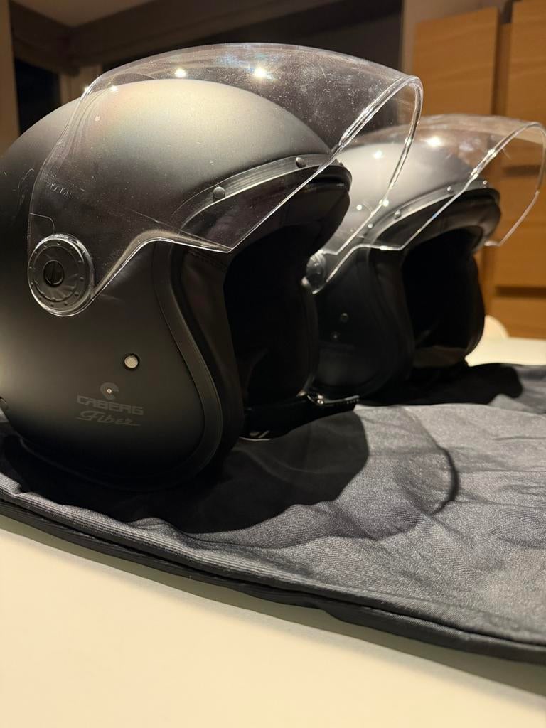 Caberg helm Fiber, Ophalen, Zo goed als nieuw
