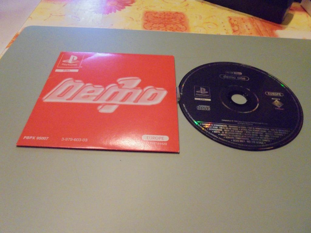 Playstation 1 DEMO 1 (orig), Games en Spelcomputers, Ophalen of Verzenden, Gebruikt