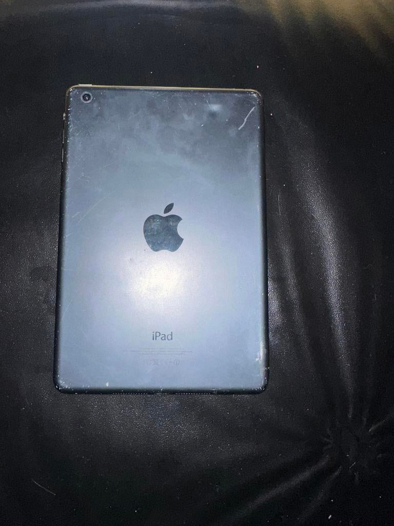 Apple iPad mini – werkt – scherm moet vervangen worden, Informatique & Logiciels, Apple iPad Tablettes, 2012-2013, 8 pouces, Enlèvement