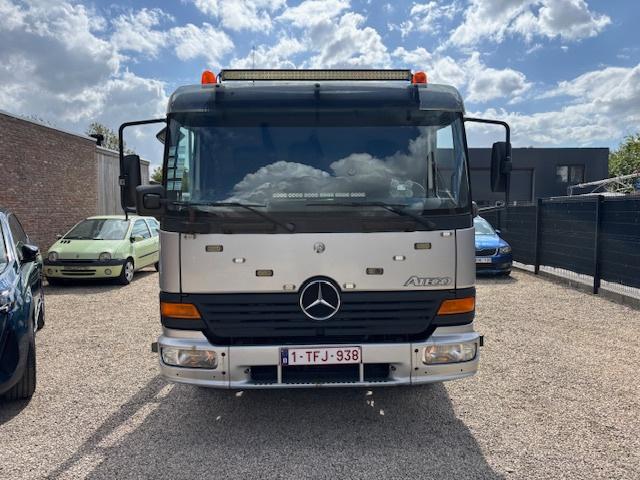 MERCEDES ATEGO 1017 TAKELWAGEN VOOR 2 WAGENS, Auto's, Vrachtwagens, Euro 2, Zwart, Mercedes-Benz, Bedrijf
