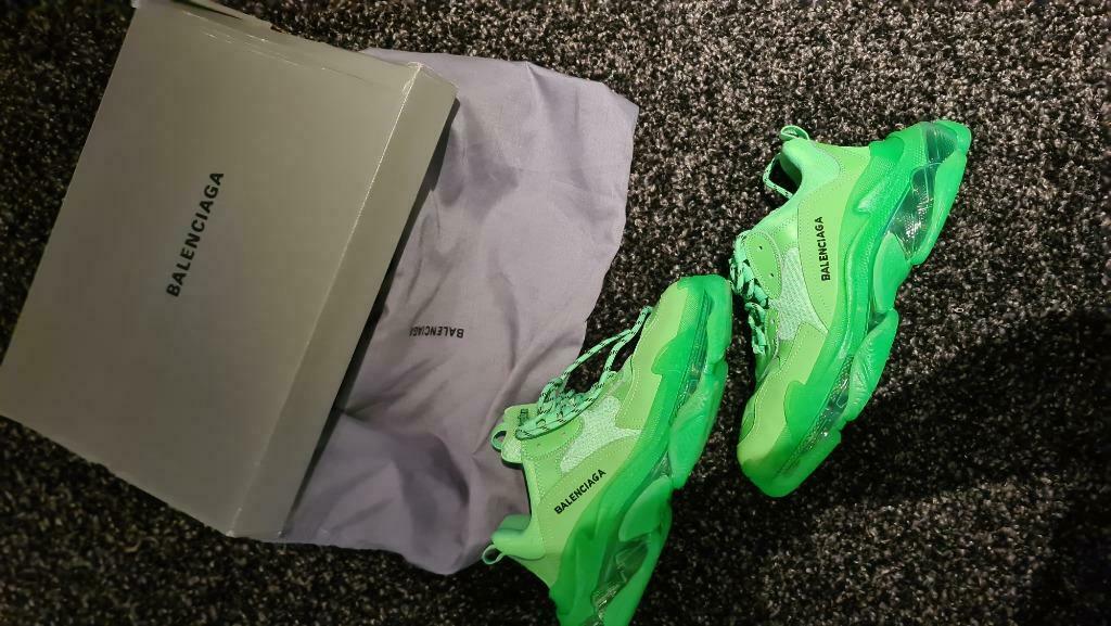 Balenciaga triple s ORIGINAL, Vêtements | Hommes, Chaussures, Enlèvement ou Envoi, Autres couleurs, Comme neuf, Balenciaga