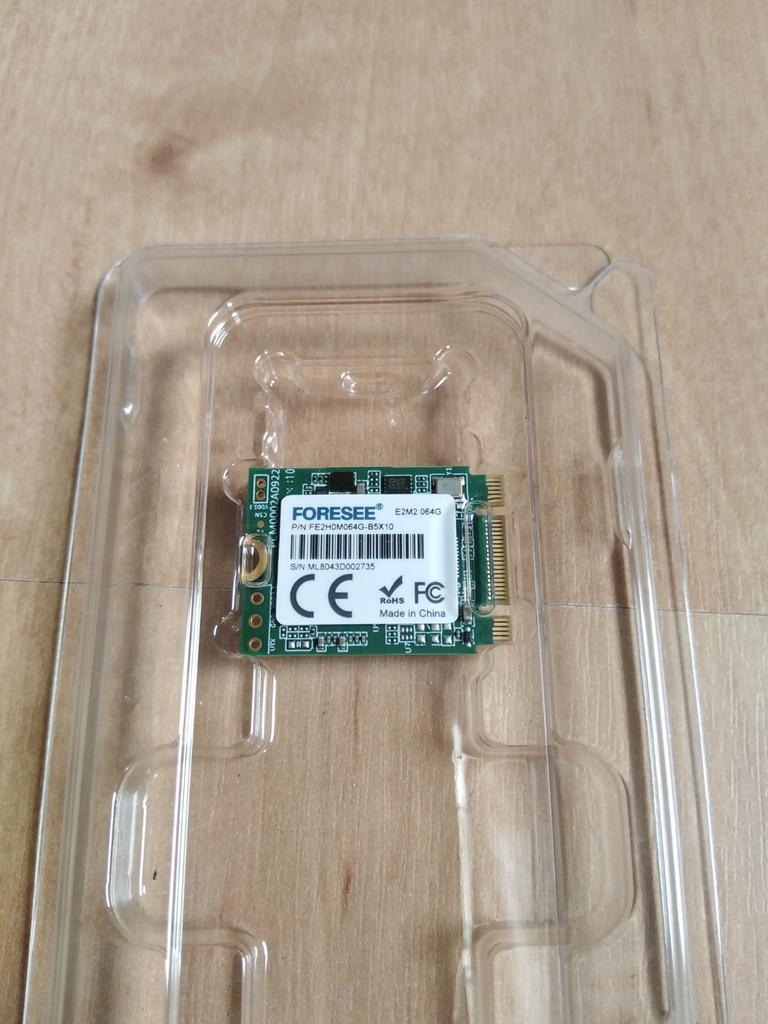 SSD kaar 64G, Computers en Software, Ophalen of Verzenden, Zo goed als nieuw, 64 GB