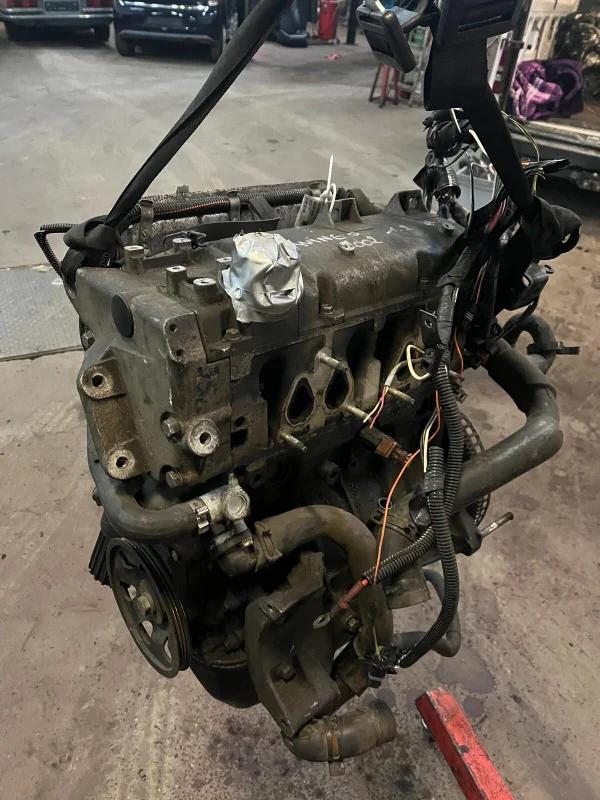 MOTEUR RENAULT TWINGO 1.2 ESSENCE 2002, Enlèvement, Renault