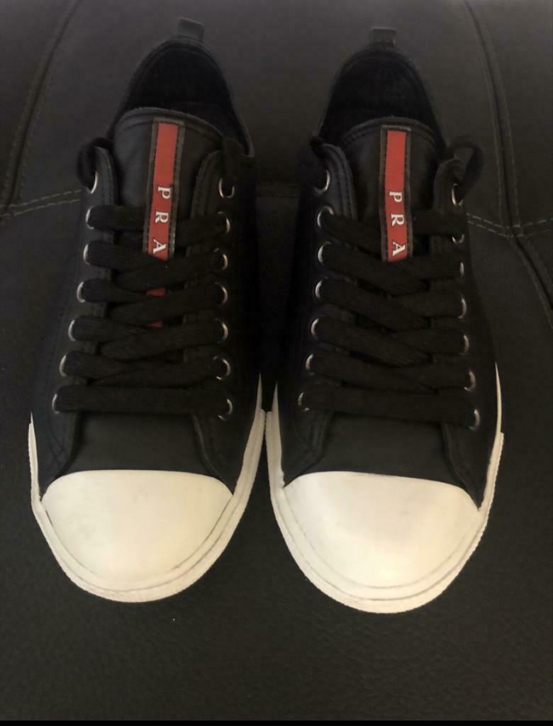 PRADA sneakers maat 39.5, PRADA, Zwart, Zo goed als nieuw, Espadrilles of Moccasins