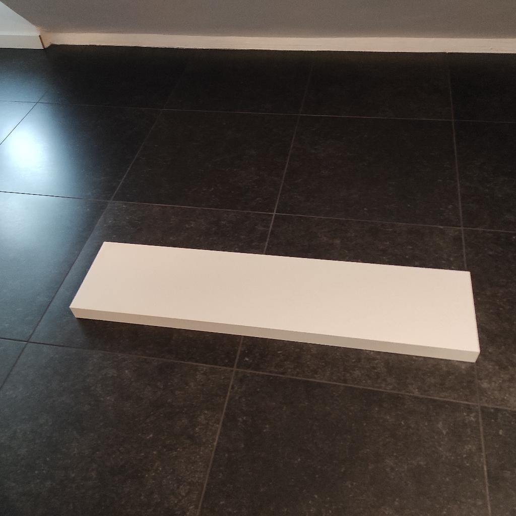 Ikea wandplank 110 cm x26 cm   nieuwst. Gekost €15, nu €5 !, Ophalen