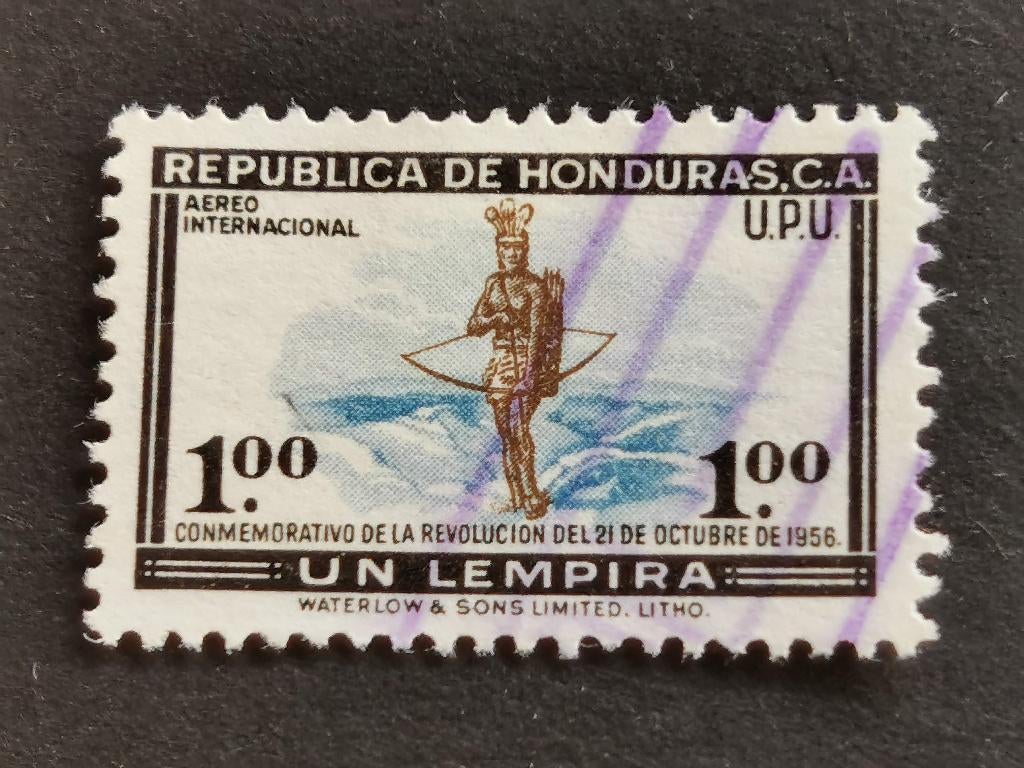 Honduras 1957 - Revolutie van 1956 - indiaan met boog, Ophalen of Verzenden, Gestempeld, Midden-Amerika