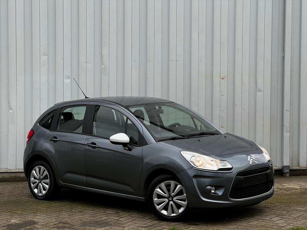 - Citroën C3 - 1.1 Benzine - 151.000km - BJ 2012 - 44KW -, Voorwielaandrijving, Euro 5, Zwart, 4 cilinders