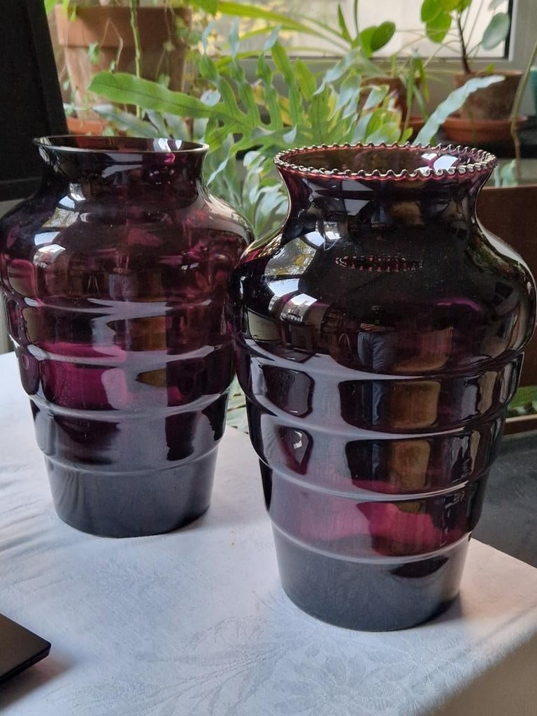 2 purperen Doyen vazen hoogte 28cm, Antiek en Kunst, Ophalen