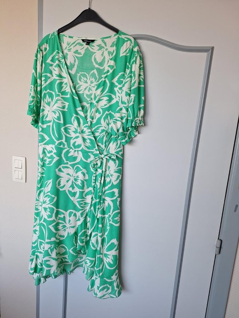 Robe portefeuille, Enlèvement, Neuf