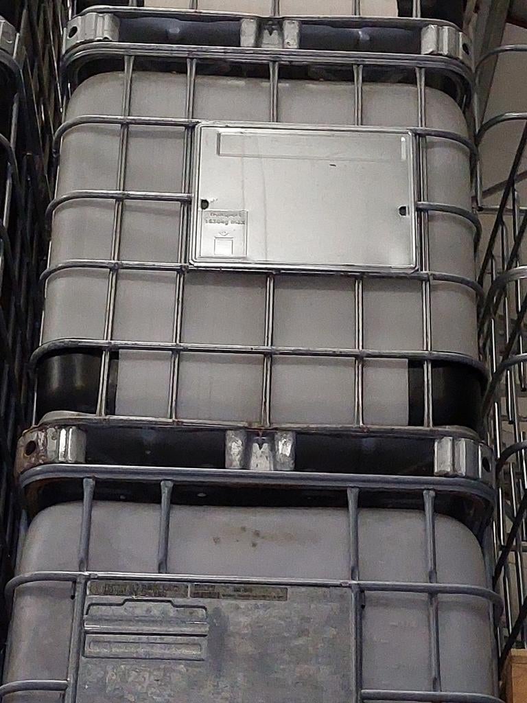Conteneurs IBC blancs, 1000 litres, 150 litres ou plus, Synthétique, Enlèvement, Utilisé