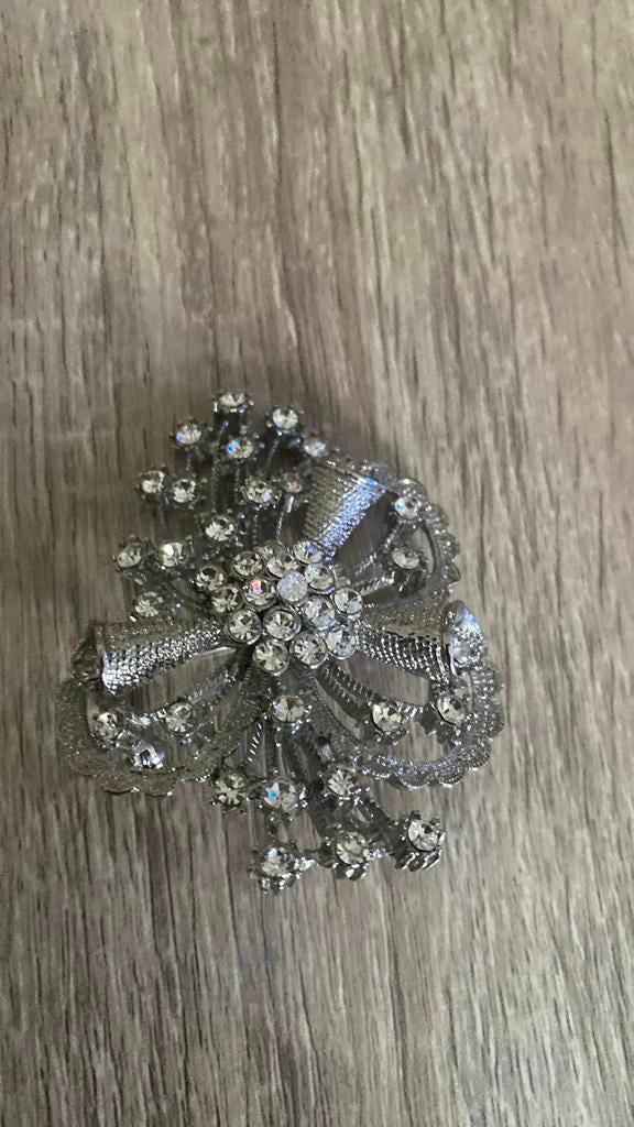 Très belle ancienne broche excellente état, Bijoux, Sacs & Beauté, Comme neuf