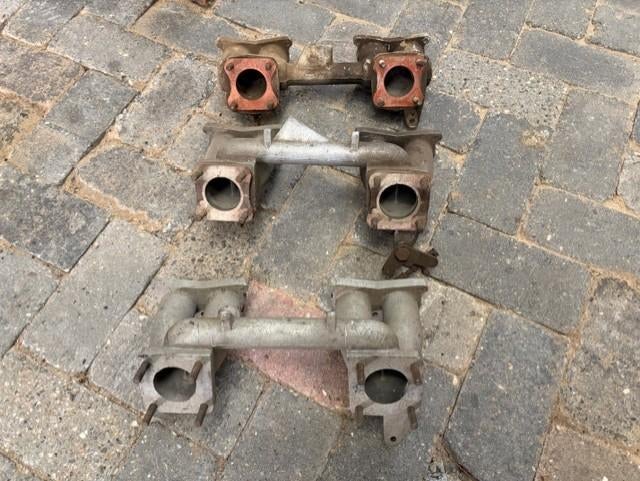 Triumph TR2-3-3A inlaat spruitstuk, Enlèvement