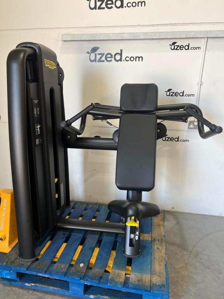 Technogym Selection 700 Presse à épaules – Noir, Sports & Fitness, Enlèvement ou Envoi, Comme neuf, Autres types