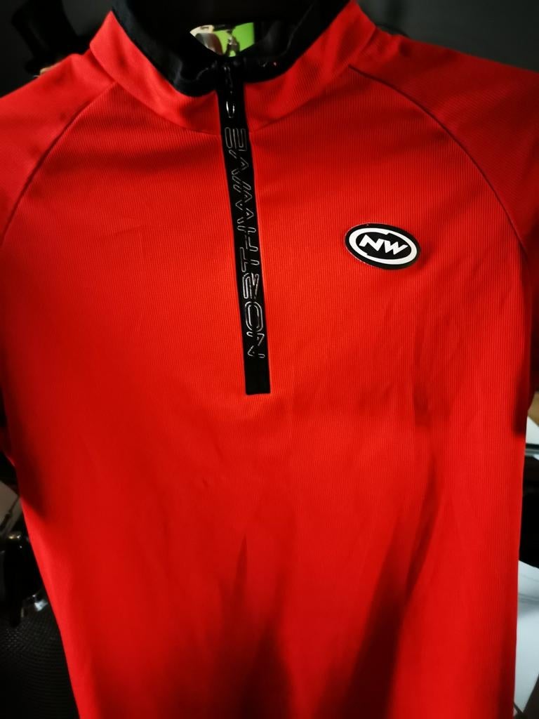 Maillot de cyclisme Northwave manches courtes, respirant, Vêtements d'extérieur, Enlèvement ou Envoi, M, Femmes