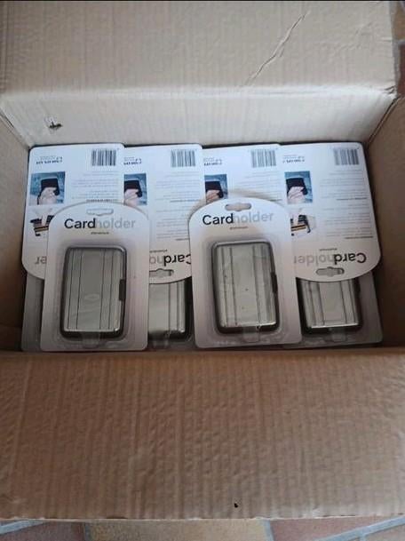 Lot de 50 portes cartes aluminium. Neufs !, Enlèvement ou Envoi, Neuf