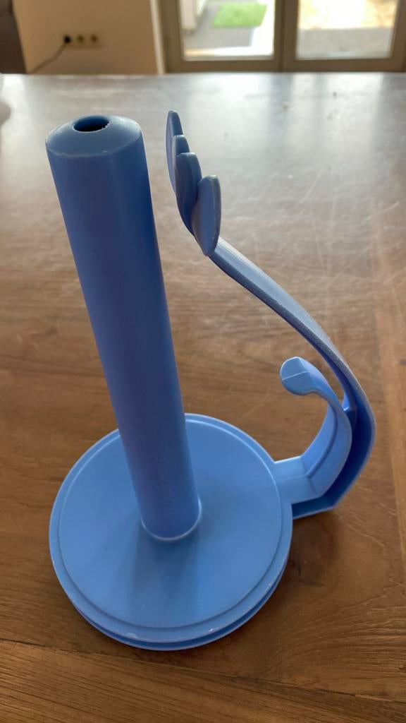 Keukenrol houder tupperware. Kleur lichtblauw, Huis en Inrichting, Keuken | Tupperware, Ophalen, Gebruikt