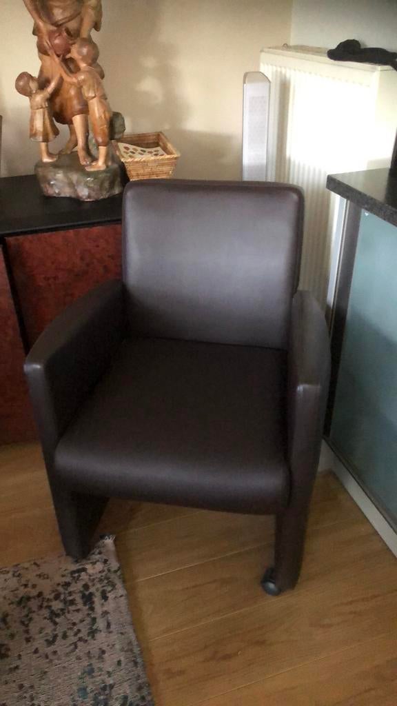 Fauteuil 2 stuks, Huis en Inrichting, Ophalen, Zo goed als nieuw, Bruin