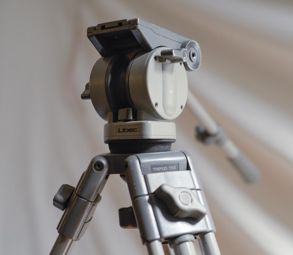 camera statief LIBEC, Ophalen of Verzenden, Gebruikt, 175 cm of meer, Driepoot