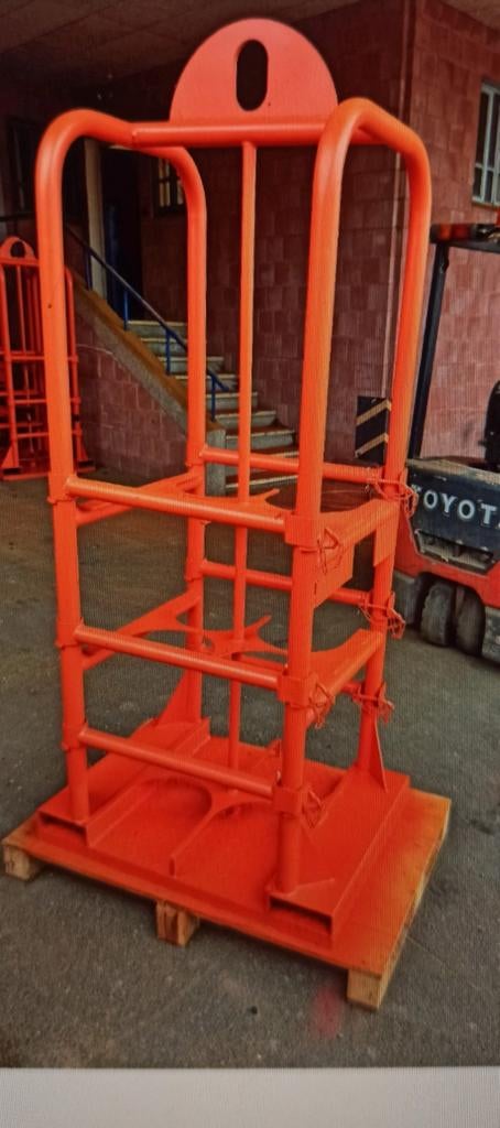 Rack support levage bombonne ou stockage, Enlèvement