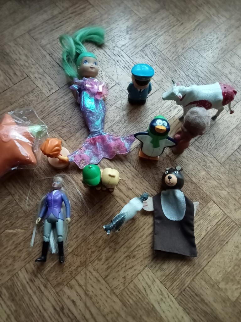 Kleine popjes, Verzamelen, Poppetjes en Figuurtjes, Ophalen of Verzenden, Gebruikt
