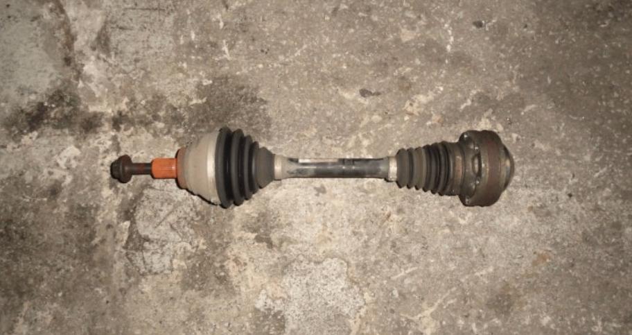A vendre cardan conducteur 2l 136 140 170 VW Audi Seat, Ophalen, Gebruikt, Audi