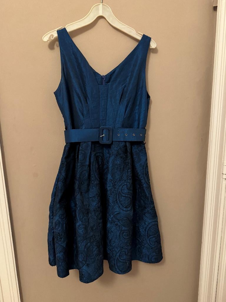 Robe de soirée bleue avec ceinture (T40/42), Autre, Taille 38/40 (M), Comme neuf, Enlèvement
