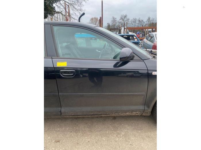 Portière 4portes avant droite d'un Audi A3 (LZ9Y), -, 3 mois de garantie, Audi, Utilisé