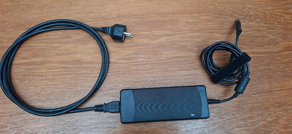 Laptop oplader HP 463555-002, Ophalen of Verzenden, Gebruikt, HP