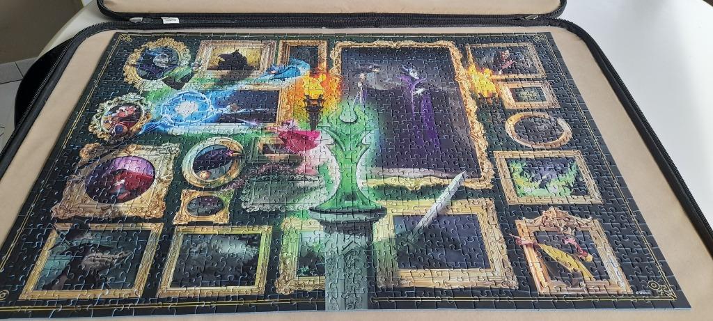 Puzzel Disney Villainous - Malificent, Ophalen of Verzenden, 500 t/m 1500 stukjes, Zo goed als nieuw, Legpuzzel