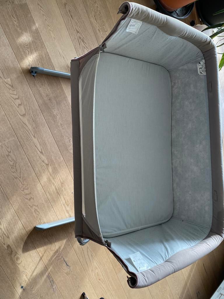 Chicco next to me bedje in goede staat en compleet, Kinderen en Baby's, Ophalen, Zo goed als nieuw
