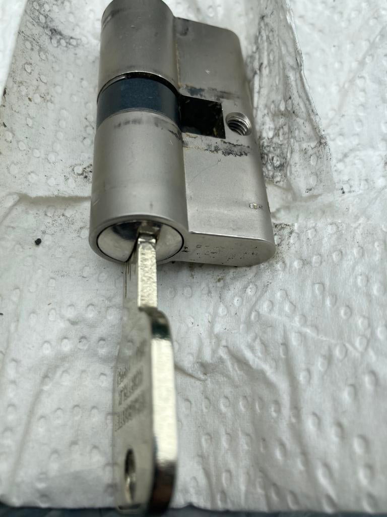 Gera serrure à cylindre, Enlèvement ou Envoi, Comme neuf, Métal, Porte intérieure