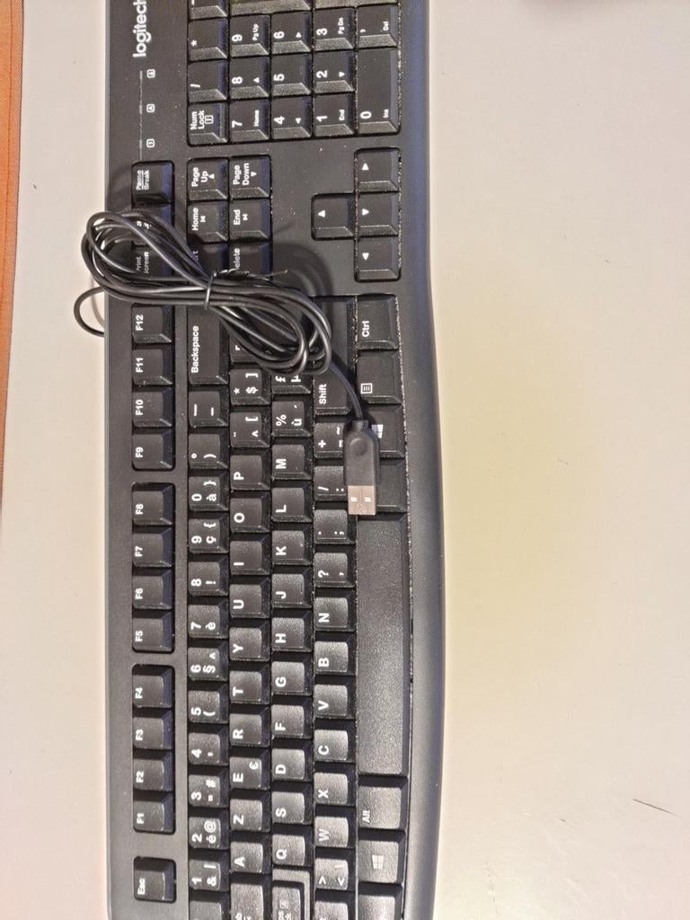 Logitech bedraad toetsenbord - AZERTY BE, Ophalen, Gebruikt, Logitech, Azerty