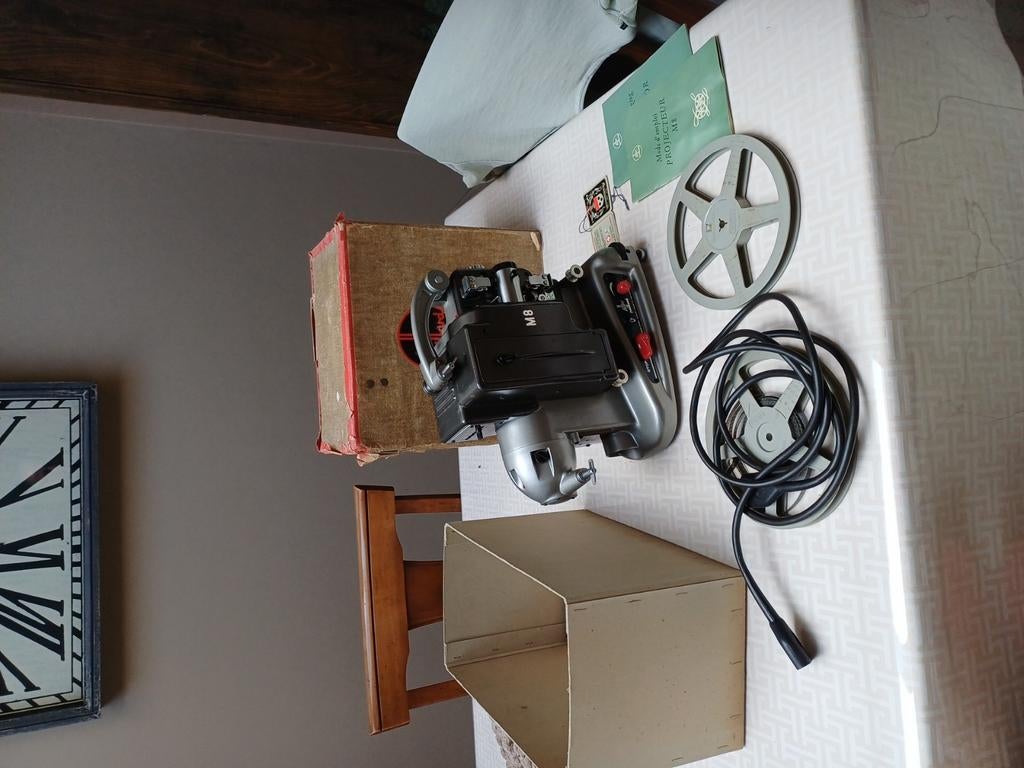 Paillard Bolex M8 projector super 8, Verzamelen, Foto-apparatuur en Filmapparatuur, Projector