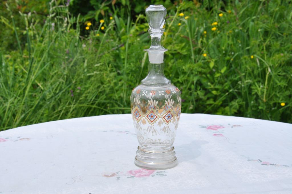petite carafe verre soufflé decor emaillé, Ophalen of Verzenden