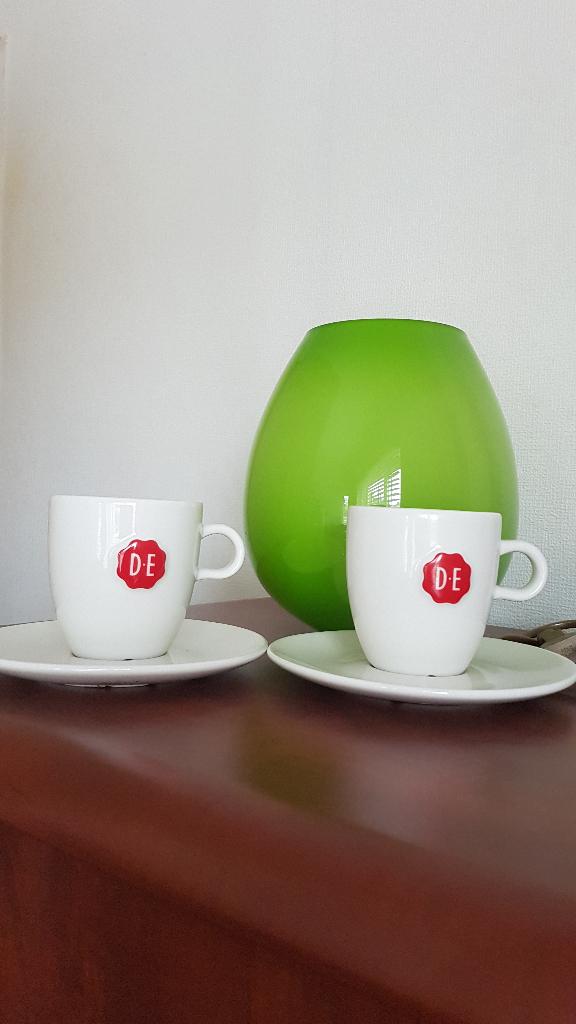 6 Nieuw Douwe Egberts koffietassen met borden, Ophalen, Nieuw, Bord(en)