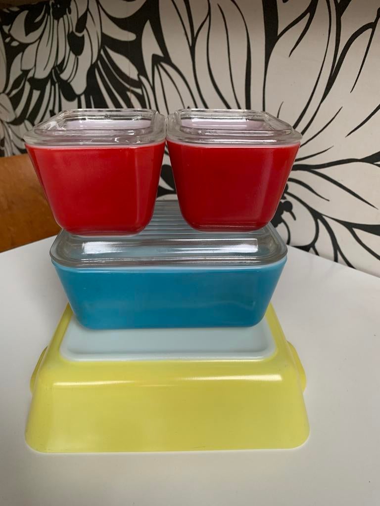 Vintage Pyrex primary colors refrigerator set, Ophalen, Zo goed als nieuw, Overige materialen, Bord of Schaal