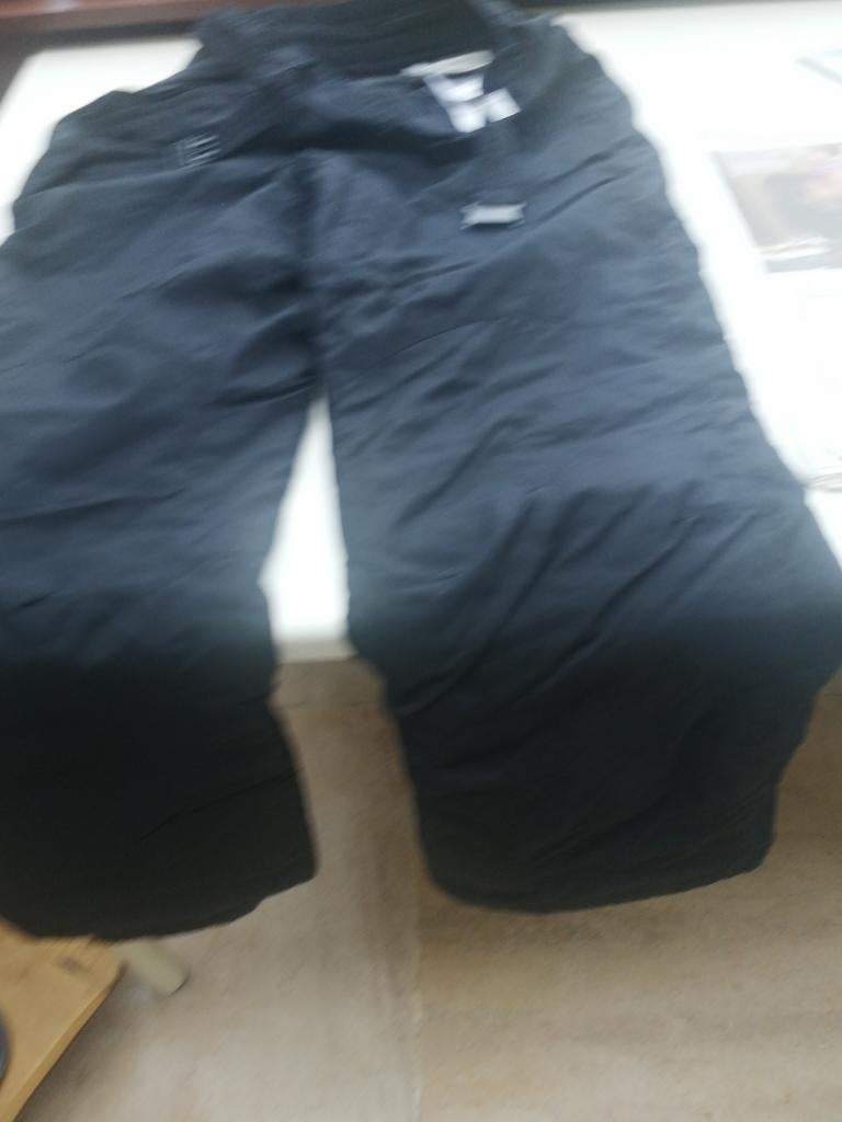 Ski broek dames small tailleert groter, Enlèvement ou Envoi, Comme neuf, Taille 38/40 (M), Noir