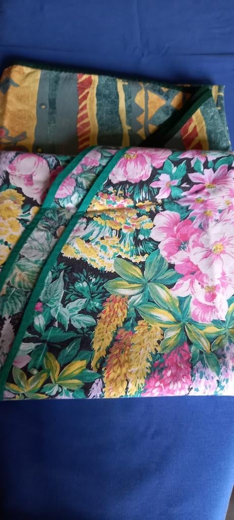 Nappage. Tissu et toile cirée. 4 euros pièce., Ophalen