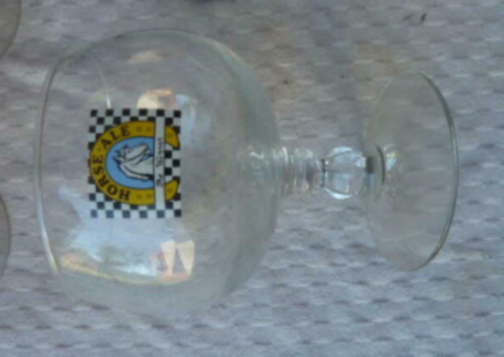 bier glas HORSE ALE The Winner ; op voet Imperial Anderlecht, Ophalen of Verzenden, Gebruikt, Bierglas