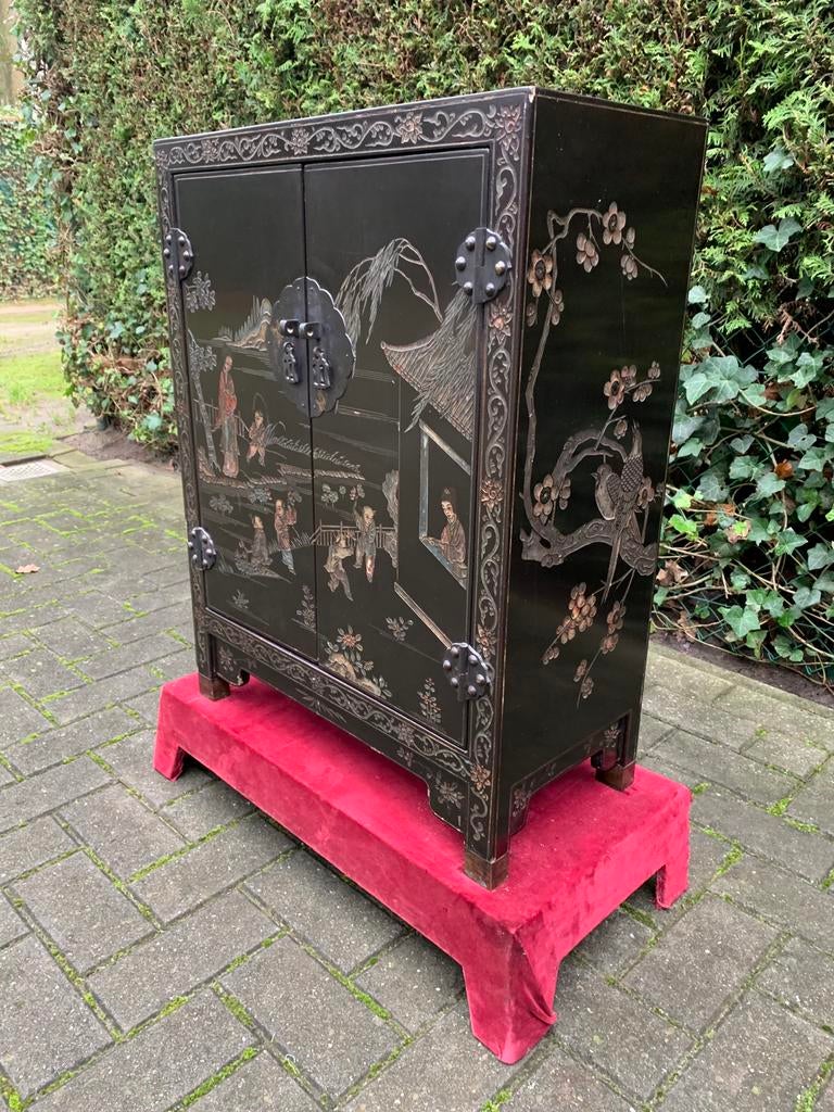Aan- en verkoop van Chinese items., Enlèvement, Comme neuf
