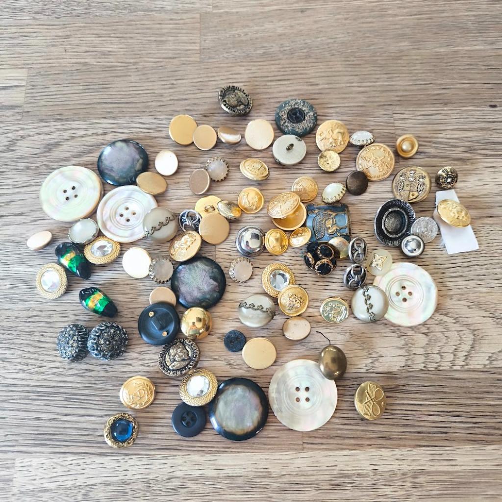 lot van 80 knopen, Ophalen