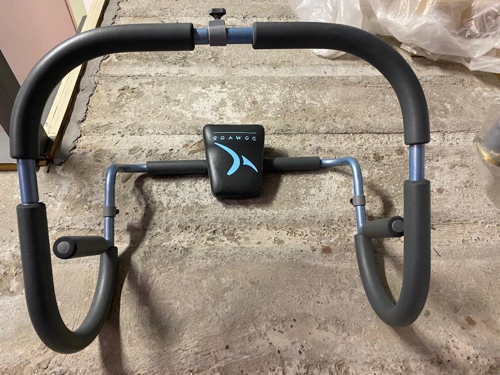 Domyos toestel voor buikspieren te trainen, Sport en Fitness, Gebruikt, Overige typen, Aluminium, Ophalen of Verzenden